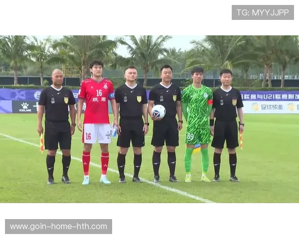 大连英博王禹中场策动边路突破，赛场上的全能指挥官